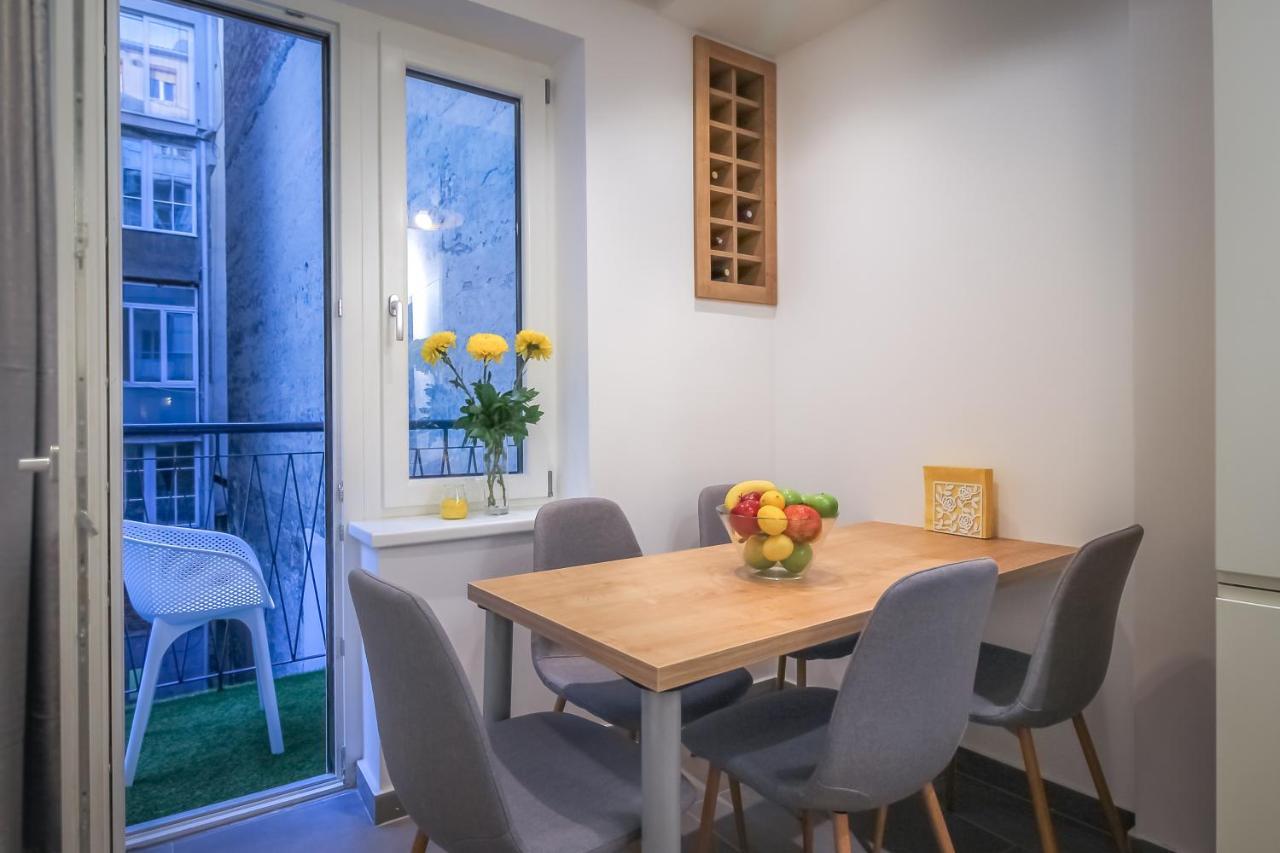 Delights Apartment Belgrad Exteriör bild