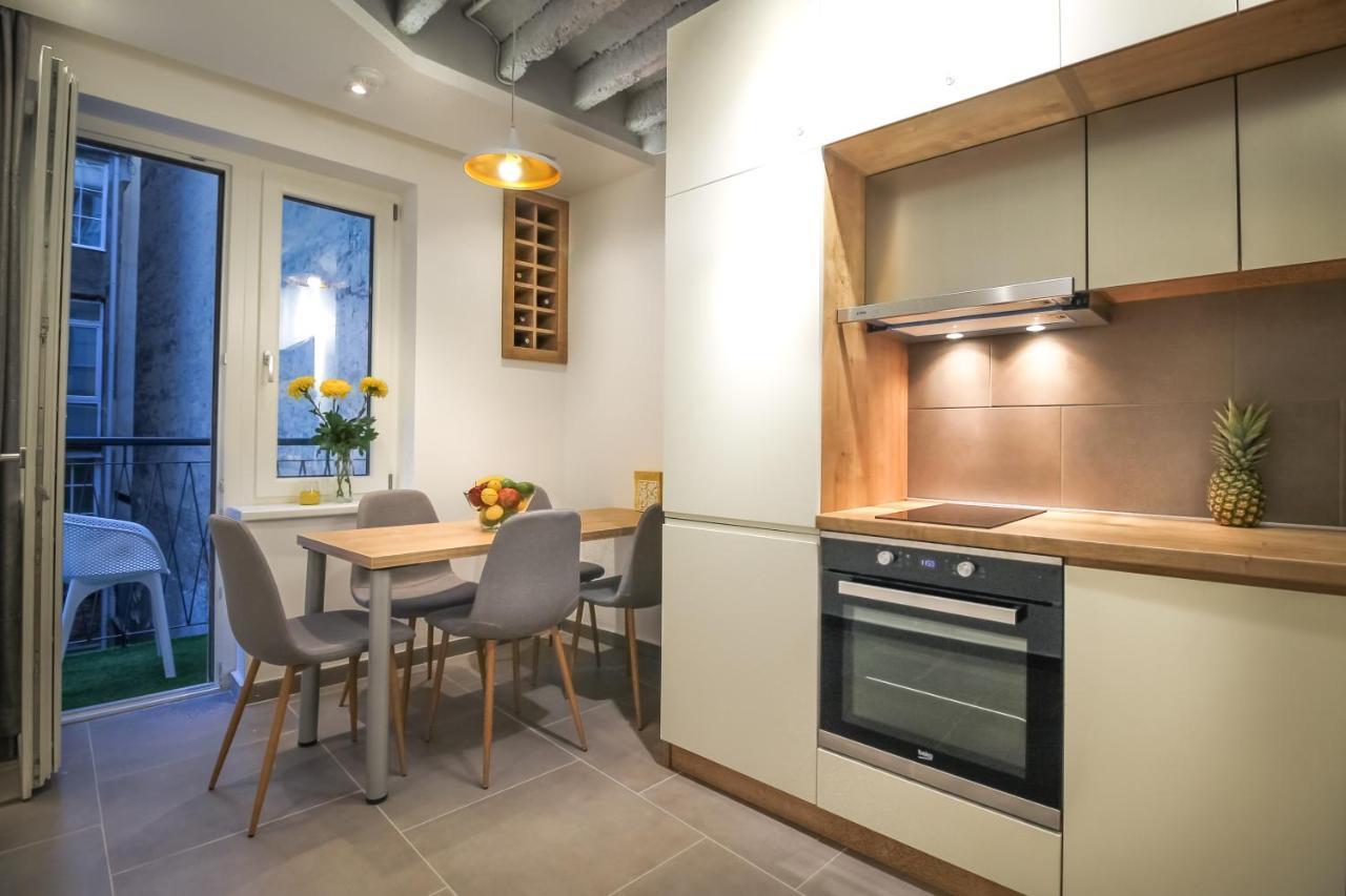 Delights Apartment Belgrad Exteriör bild